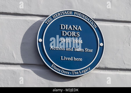 London, Großbritannien. 11. Februar 2018. Eine blaue Plakette zum Gedenken an Diana Dors ist ihre ehemalige Heimat auf Burnsall Straße in Chelsea vorgestellt. Credit: Guy Corbishley/Alamy leben Nachrichten Stockfoto