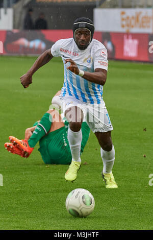 St. Gallen, Schweiz. 11. Februar 2018. Pa Modou während der Raiffeisen Super League Spiel FC St. Gallen 1879 vs FC Zürich. Credit: Rolf Simeon/Alamy leben Nachrichten Stockfoto