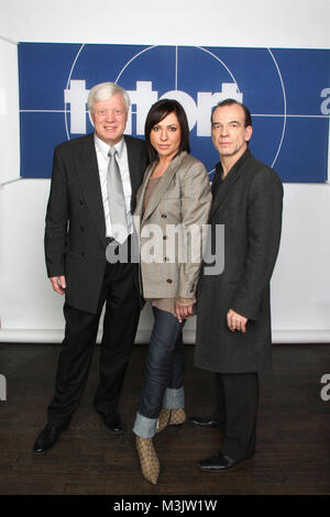 Fototermin "700. Folge Tatort (Sendetermin 25.05.2008), Hamburg, Riverkassematten, 18.03.2008, Martin Wuttke, Simone Thomalla & Dr. Günter Struve Stockfoto