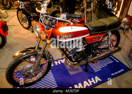Motorräder an der 38th Carol Nash Bristol Classic Bike Show Yamaha YDS 7 350 Stockfoto