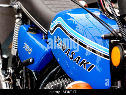 Motorräder an der 38th Carol Nash Bristol Classic Bike Show Kawasaki KH 750 Stockfoto