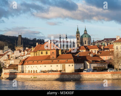 Kirche der Siegreichen Jungfrau Maria, das Kloster Strahov Kloster und Kirche St. Nikolaus, Prag, Tschechische Republik Stockfoto