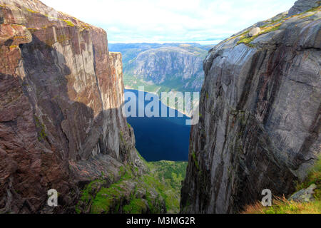 Kjeragbolten Norwegen im Jahr 2017 getroffen Stockfoto