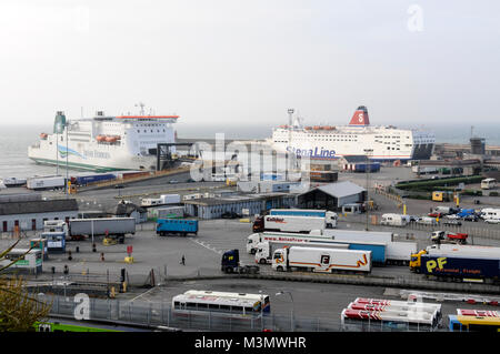 Die irische Fähre und Stena Line im Hafen von Rosslare Hafen an der Ostküste des südlichen Irland Stockfoto