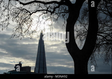 310 m supertall Wolkenkratzer der Shard abgeschlossen im 2012 von Renzo Piano in London, England, Vereinigtes Königreich. Am 5. April 2015. Dies ist die höchste Stockfoto