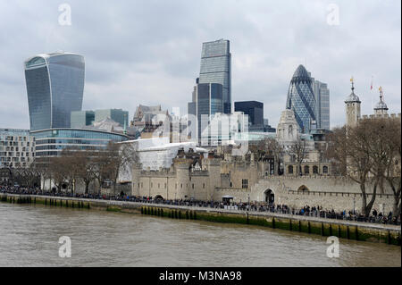 Die Skyline der Stadt mit Tower, 20 Fenchurch Street Wolkenkratzer, Leadenhall Building und 30 St Mary Axe Wolkenkratzer (auch als Swiss Re Tower oder Th Stockfoto