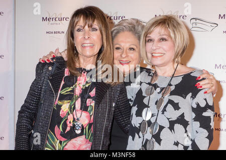 Ireen Sheer, Dagmar Frederic und Mary Roos beim 6. smago! Auszeichnungen 2017 im Berliner Mercure Hotel MOA Stockfoto