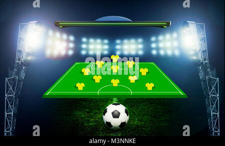 Fußball auf dem Spielfeld des Stadions mit Licht Stockfoto