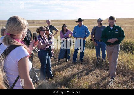 Schwarz-füßiges Frettchen Festival. Badlands National Park mit einer Gedenkstunde an die Wiederentdeckung der Schwarz-füßiges Frettchen in der Wildnis mit einem Frettchen Festival. Stockfoto