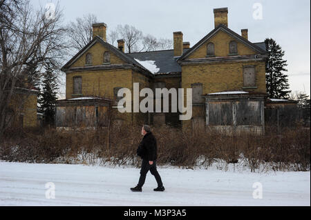 Verlassene Häuser in den Schnee im Winter in Minneapolis, Minnesota. Stockfoto