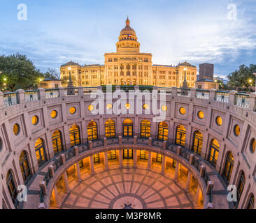 Austin, Texas, USA an der Texas State Capitol. Stockfoto