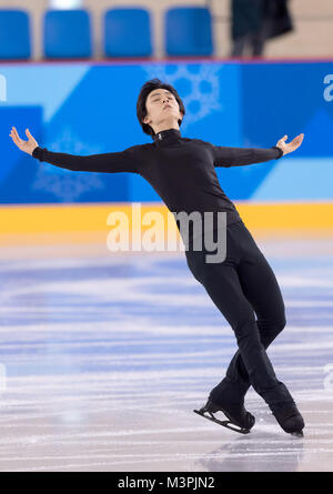 Gangneung, Südkorea. 12 Feb, 2018. Yuzuru Hanyu von Japan Ausbildung an der Gangneung Ice Arena in Tainan, Südkorea, 12. Februar 2018. Credit: Peter Kneffel/dpa/Alamy leben Nachrichten Stockfoto