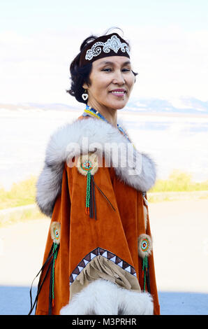 Im freien Portrait von Senior Chukchi Frau in Folk dress Stockfoto