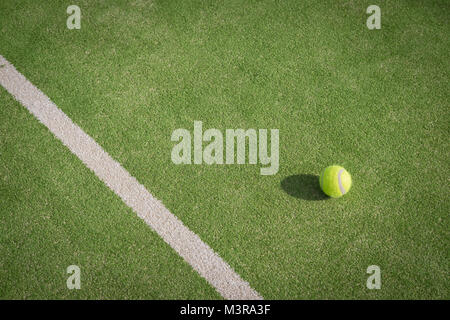 Paddle-tennis und Kugel Stockfoto