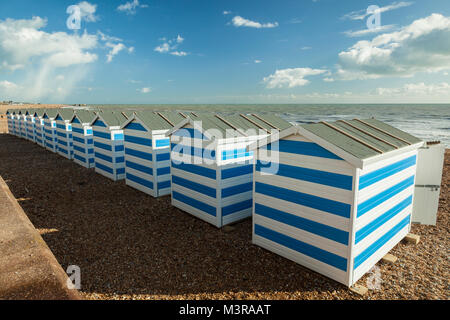 Strandhütten in Hastings, East Sussex, England. Stockfoto