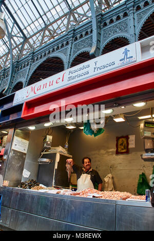 Málaga, Atarazanas Market Hall, frischer Fisch Stockfoto