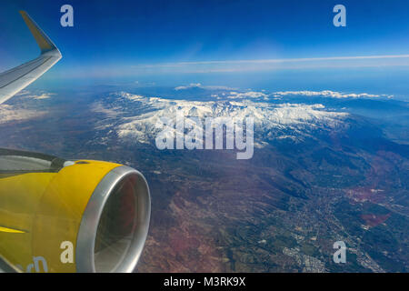Blick aus dem Fenster von Vueling Airbus 320 über Spanien Stockfoto