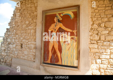 Eingang Süd, Korridor mit dem Fresko "Preis der Lilien, der Palast von Knossos archäologische Stätte, Insel Kreta, Griechenland, Europa Stockfoto