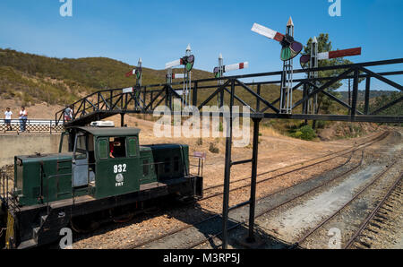 Touristric Zug des Riotinto Eisenbahn. Riotinto, Provinz Huelva, Andalusien, Spanien Stockfoto