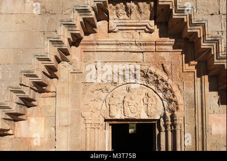 Außerhalb Treppe in den ersten Stock des Neuen Kloster Noravank'' aus dem 13. Jahrhundert armenische Kloster. Stockfoto