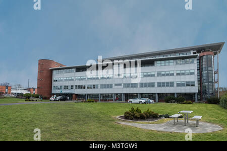 Ayr, Schottland, Großbritannien - 07 Februar, 2018: Neue Ayrshire College Campus und insbesondere die neue Riverside Gebäude in Ayr Schottland gelegen. Stockfoto