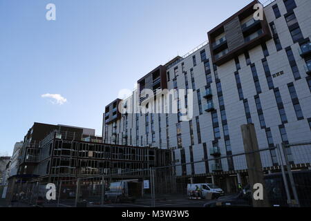 Richmond House nähert sich der Fertigstellung. Das ehemalige Büro Gebäude wird in einem Appartementhaus in Victoria Avenue renoviert, Southend On Sea, Essex. Stockfoto