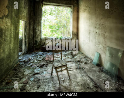 Tschernobyl Pripyat Schule in 2015 getroffen Stockfoto