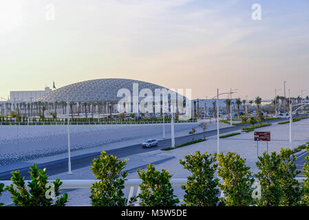 Blick auf den Dom, Louvre Abu Dhabi Museum, kulturellen Bezirk Abu Dhabi, VAE Stockfoto