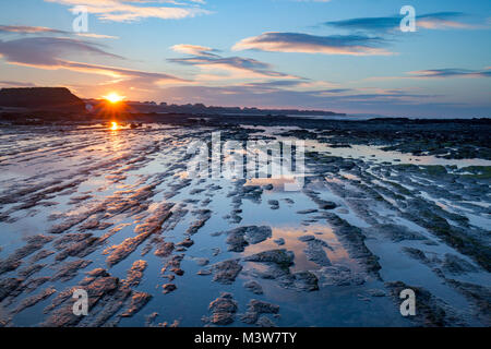 Sonnenuntergang an der Küste, Bundoran, County Donegal, Irland. Stockfoto