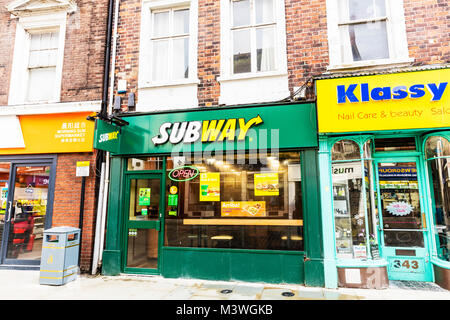 U-Bahn, U-Bahn Shop UK England, U-Bahn, U-Bahn, der U-Bahn fast food Franchise, U-Bahn, der U-Bahn fast food Shop, Großbritannien Stockfoto