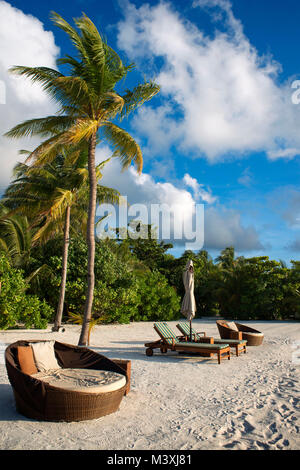 Bar am Strand, in der Residenz Hotel und Resort, Gaafu Alifu Atoll. Malediven Inseln. Stockfoto