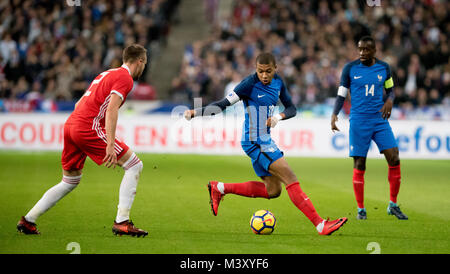 Kylian Mbappe Angriff gegen Wales Stockfoto