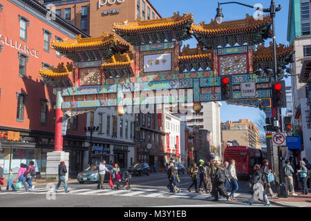 Freundschaft Torbogen, der 1986 gebaut im Osten von 7 und H Straßen NW, in Chinatown, Washington, DC. Stockfoto