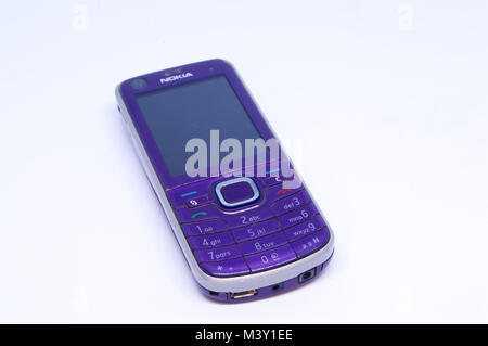 Alte purple Nokia Mobiltelefon Stockfoto