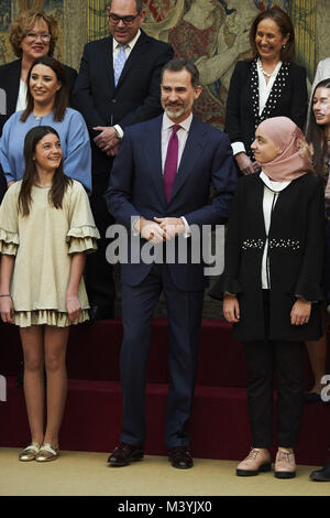 Madrid, Madrid, Spanien. 13 Feb, 2018. König Felipe VI. von Spanien teilnehmen und Publikum zu gewinnen Kinder der 36. Ausgabe des School Contest'' "Was ist ein König für Sie?" im El Pardo Palastes am 13. Februar 2018 in Madrid, Spanien Credit: Jack Abuin/ZUMA Draht/Alamy leben Nachrichten Stockfoto