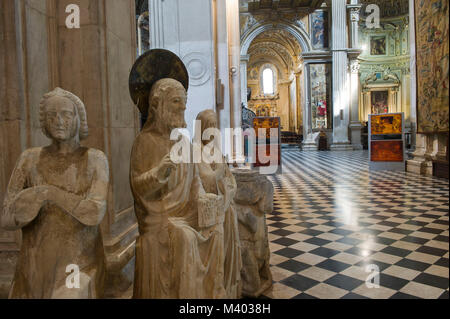 Italien - Lombardei, Bergamo, die Basilika von St. Maria Maggiore im 12. Jahrhundert erbaut, ist das Äußere schont die Romanesque-Lombardy ursprünglichen architektonischen Linien, während das Interieur im barocken Stil eingerichtet (von 1500 bis 1700) Stockfoto