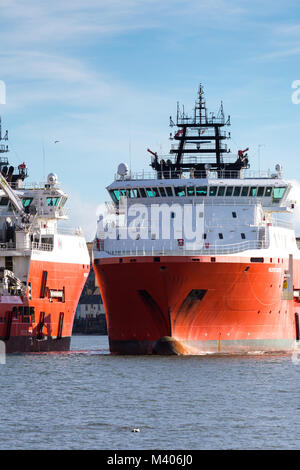 Öl Versorgungsschiff 'Pacific Herzogin "Ankunft Montrose Schottland. Stockfoto