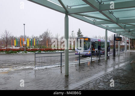 Bushaltestellen - Broomfield Krankenhaus, Court Road, Broomfield, Chelmsford, Essex, Großbritannien Stockfoto