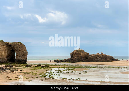 PERRANPORTH, CORNWALL, Großbritannien - 10. JUNI 2009: Blick auf den Strand Stockfoto