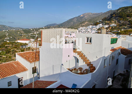 Über den Dächern von Frigiliana, Costa del Sol, Spanien Stockfoto