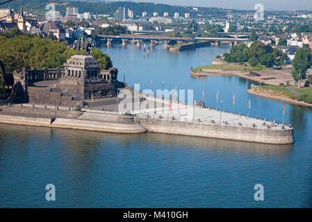 Deutsche Eck (Deutsches Eck), Imperial Wilhelm Statue, Treffpunkt von Mosel und Rhein, Koblenz, Rheinland-Pfalz, Deutschland, Europa Stockfoto