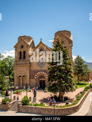 Die Kathedrale Basilika des Heiligen Franziskus von Assisi, die gemeinhin als Saint Francis Cathedral bekannt, ist eine römisch-katholische Kathedrale in Stockfoto