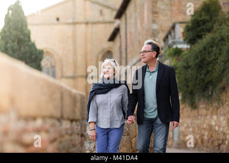 Senior Paar im Urlaub besuchen Wahrzeichen Stockfoto