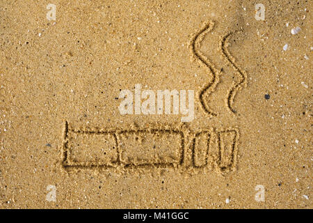 31. Mai Weltnichtrauchertag. Am Bewusstsein. Zeichen auf Sand am Strand gezeichnet Stockfoto