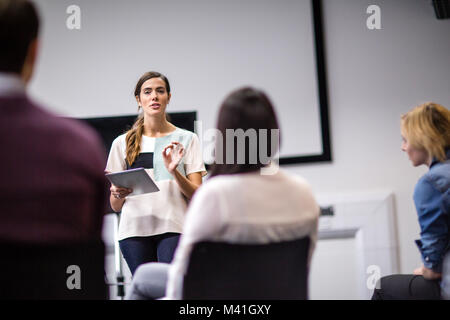 Weibliche Führungskräfte ein Training Konferenz Stockfoto