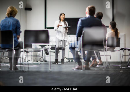 Weibliche Führungskräfte ein Training Konferenz Stockfoto