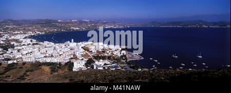 Griechenland, Kykladen-Inseln, Insel Milos, Adamas, den Haupthafen der Insel Stockfoto