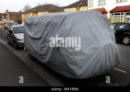 Die Abdeckung auf einem Wohnmobil Stockfoto