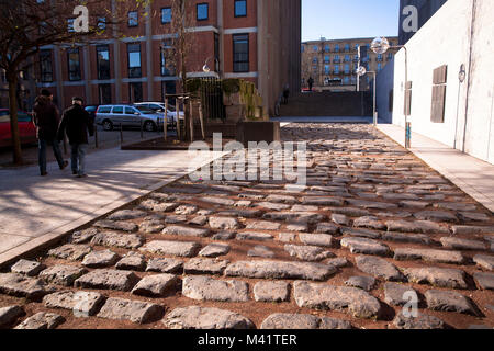 Europa, Deutschland, Köln, alte römische Hafen Straße in der Nähe der Kathedrale. Europa, Deutschland, Köln, alte roemische Hafenstrasse nahe Dom. Stockfoto