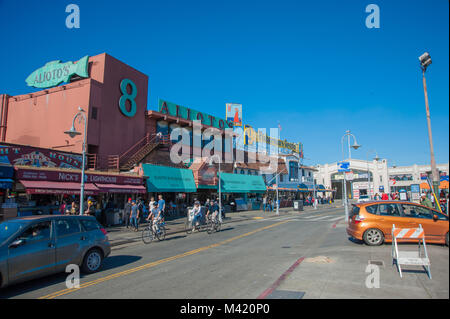 San Francisco, CA - Februar 03: San Francisco Fisherman's Wharf District Stockfoto